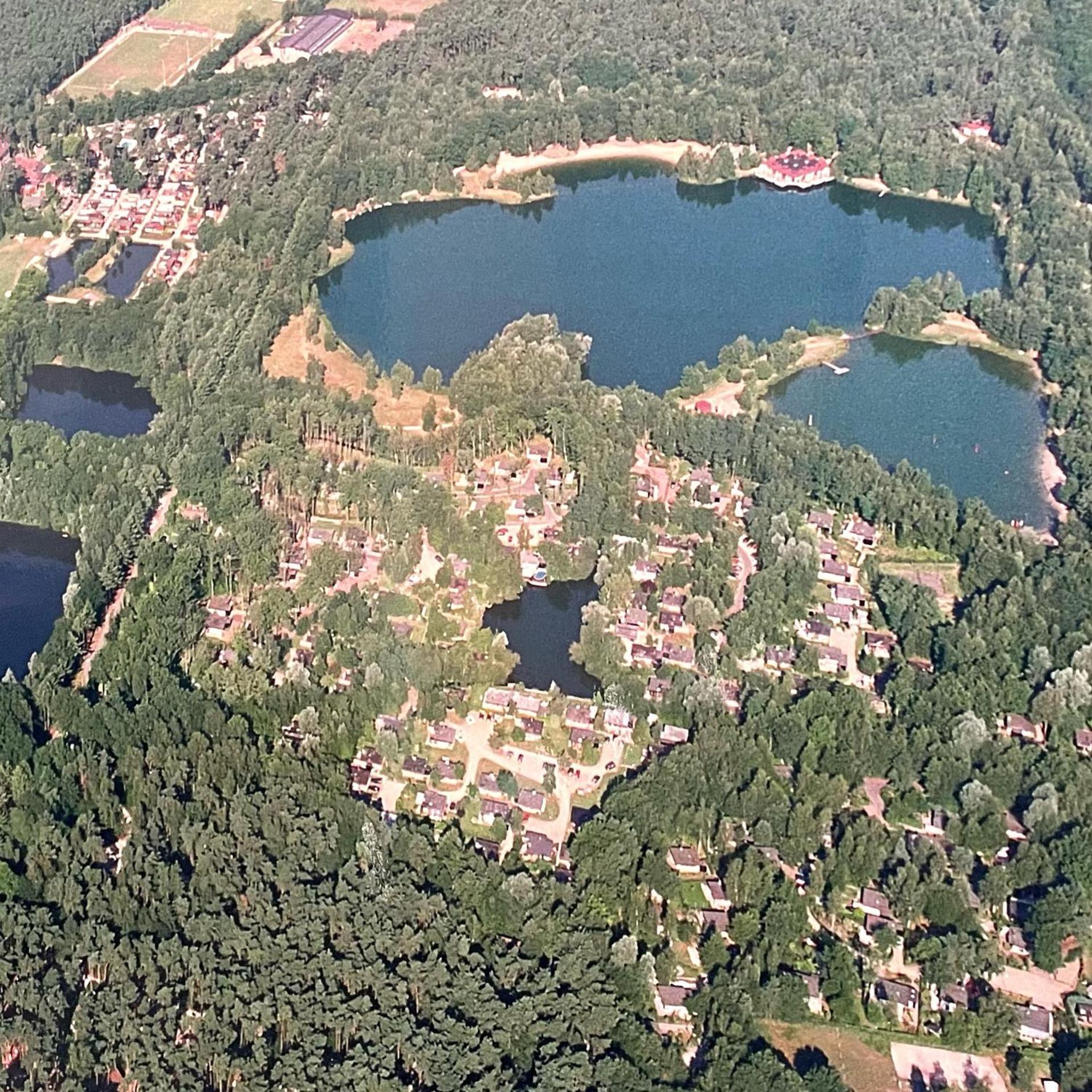 Boshuisje Pinus Sonnevijver Residences Lanaken Extérieur photo